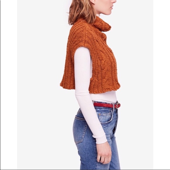 Free People Cropped Twisted Cable Sweater - Picture 2 of 5